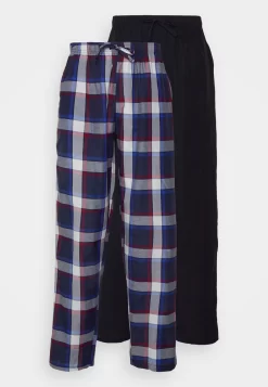 Pier One2 PACK - Pyjamasbyxor - 503 - Dark Blue_302 - Red -Pier One 063b88d7f4b14317a1b84bef67ff886c scaled