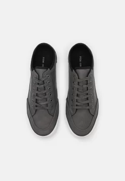 Pier OneSneakers - Grey -Pier One 121b9e5dccd84e7482b811a5f0f11ce0 scaled