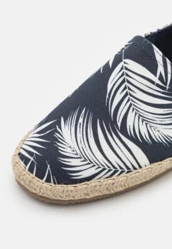 Pier OneUNISEX - Espadrillos - Dark Blue -Pier One 2434d4031c89494b93e7b492169b9010 scaled