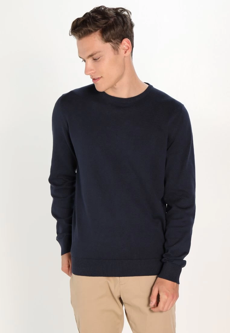Pier OneBASIC CREWNECK - Stickad Tröja - Dark Blue 1 Pier OneBASIC CREWNECK - Stickad Tröja - Dark Blue
