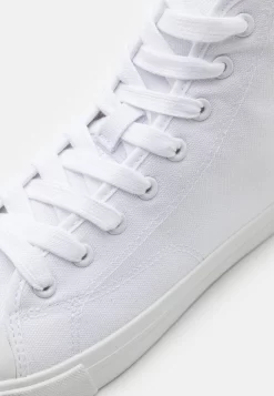 Pier OneUNISEX - Höga Sneakers - White 11 Pier OneUNISEX - Höga Sneakers - White -Pier One 354935853e0c4c97b54b9968dc4597ec scaled