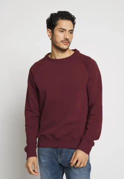 Pier One2 PACK - Sweatshirt - Dark Blue/bordeaux 7 Pier One2 PACK - Sweatshirt - Dark Blue/bordeaux -Pier One 510407879ee34a6abd753a7b8d709b1b scaled