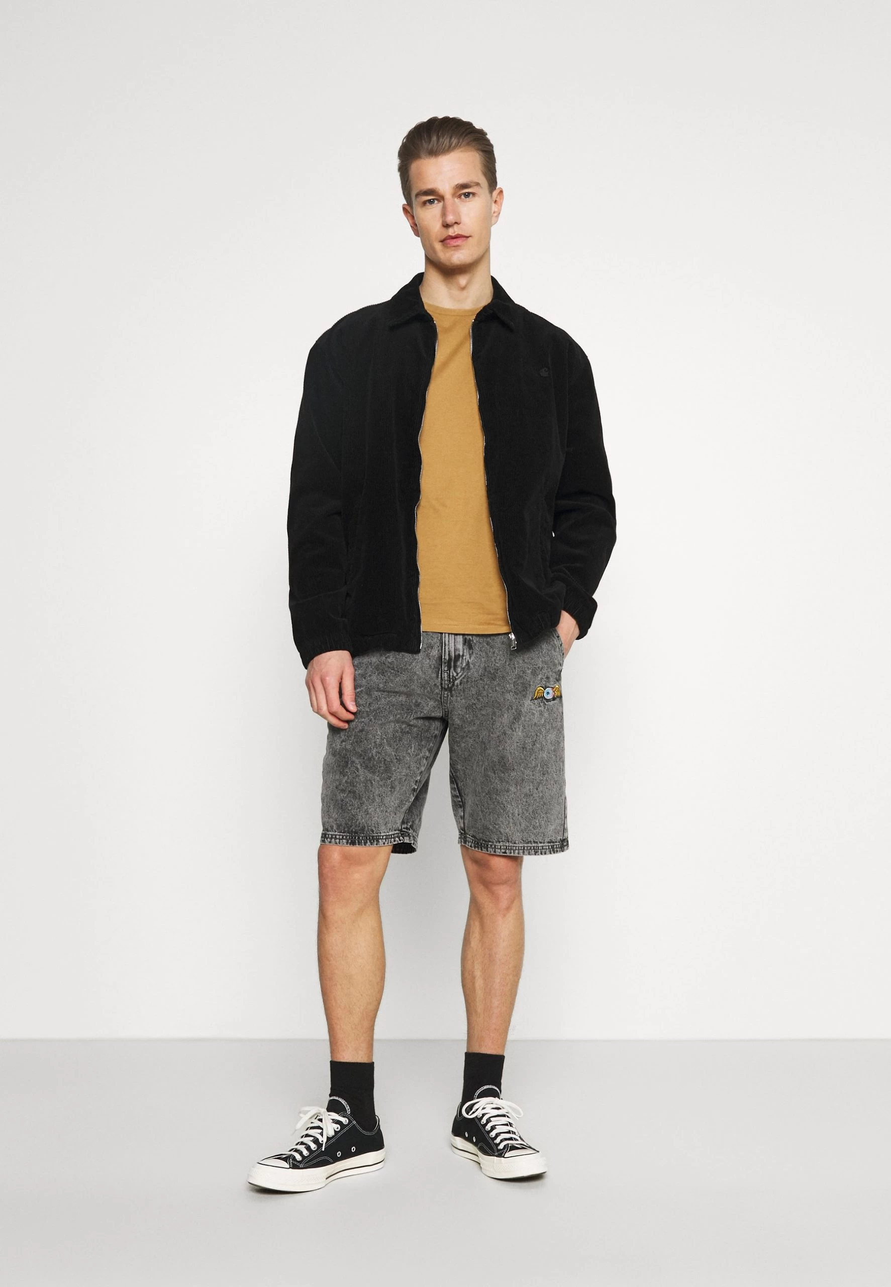 Pier OneT-shirt - Bas - Brown/white/black 1 Pier OneT-shirt - Bas - Brown/white/black