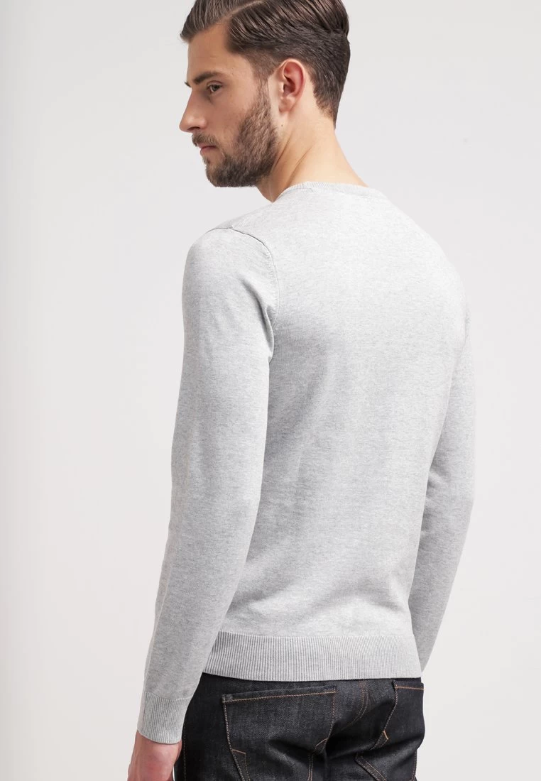 Pier OneBASIC CREWNECK - Stickad Tröja - Light Grey 3 Pier OneBASIC CREWNECK - Stickad Tröja - Light Grey - Bild 3