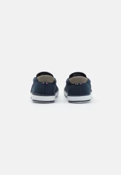 Pier OneUNISEX - Sneakers - Dark Blue -Pier One 6ef35402e6874213ab2a07f1503526e4 scaled