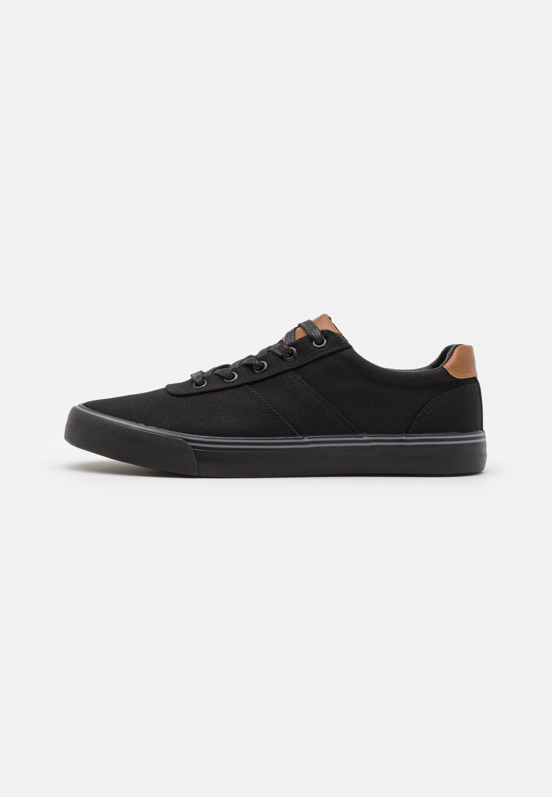Pier OneUNISEX - Sneakers - Black 1 Pier OneUNISEX - Sneakers - Black