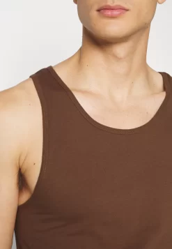 Pier One3PCK SKIN TONE RIB VEST - Undertröja - Brown -Pier One 9f31fc2f68bd4a4785af045b430b1d83 scaled