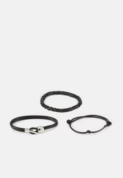 Pier OneSET - Klocka - Black -Pier One b0f469a7519f433387fdcd22fdfd31fe scaled