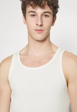 Pier One5 PACK - Undertröja - White 10 Pier One5 PACK - Undertröja - White -Pier One b4f81d58f6144619951d0e2eb4b8bc32 scaled