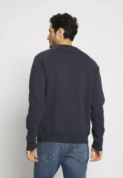 Pier One2 PACK - Sweatshirt - Dark Blue/bordeaux 8 Pier One2 PACK - Sweatshirt - Dark Blue/bordeaux -Pier One bb12a7ee10bc496f8191f4606422a053 scaled