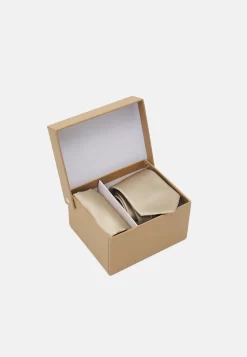 Pier OneSET - Ficknäsduk - Beige 12 Pier OneSET - Ficknäsduk - Beige -Pier One dae22eb1283541c98e7012d1c86f16c1 scaled