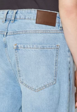 Pier OneDISTRESS ON KNEES - Jeans Relaxed Fit - Light Blue Denim -Pier One ef0878bf5af4400aa54a42825fa794da scaled